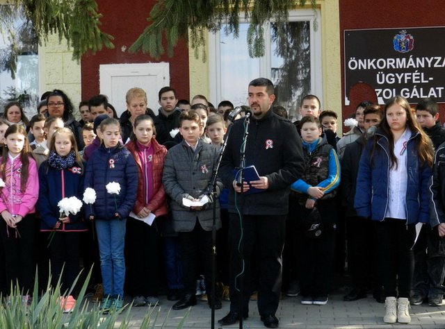 2017. március 15. 09